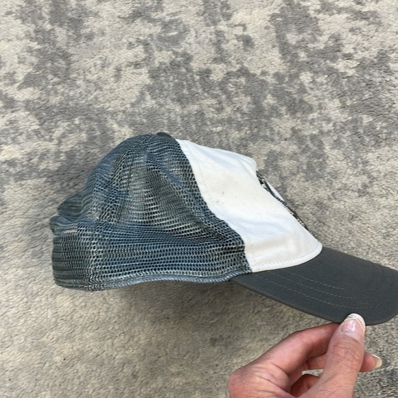 Patagonia Paper Peaks Badge Mesh Snapback Trucker Hat Baseball Cap White Gray - Picture 4 of 12